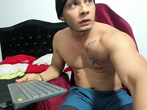 Jose22leal online show from June 3, 7:19 pm