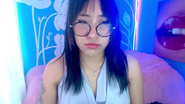 Snapshot of eli_doll chatting on July 3, 11:16 am eli doll online show from July 3, 11:16 am