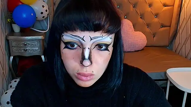 Snapshot of JeannMarie chatting on June 29, 2:18 am JeannMarie online show from June 29, 2:18 am
