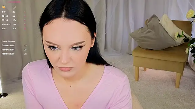 Cassadyy online show from June 26, 7:46 am