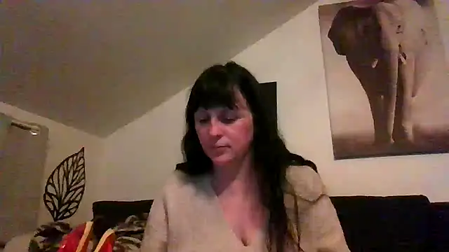 sexujuly88 online show from April 2, 9:45 pm