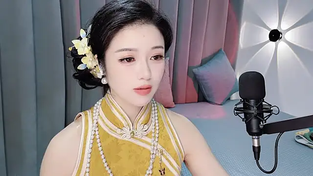 Momo-Wow online show from June 26, 6:18 am