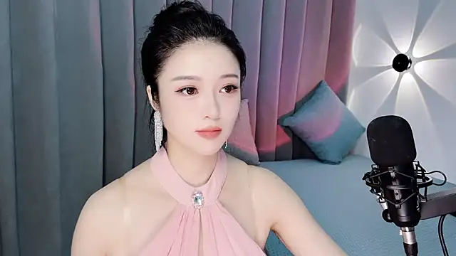 Momo-Wow online show from July 1, 5:42 am