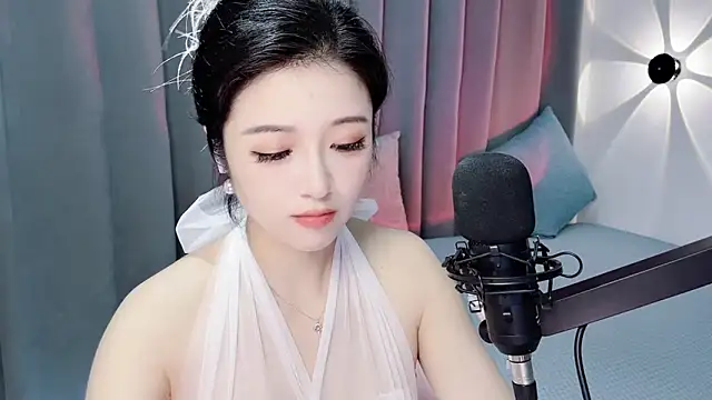 Momo-Wow online show from July 9, 5:55 am