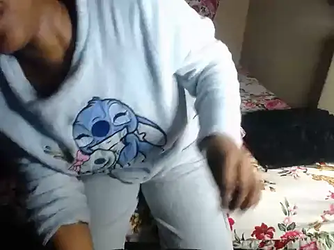 Thickmisspearl23 online show from June 26, 11:09 pm