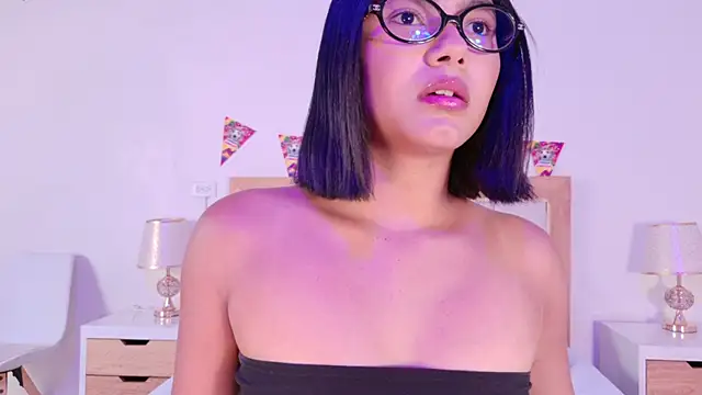 bunny blush12 online show from July 7, 7:07 pm