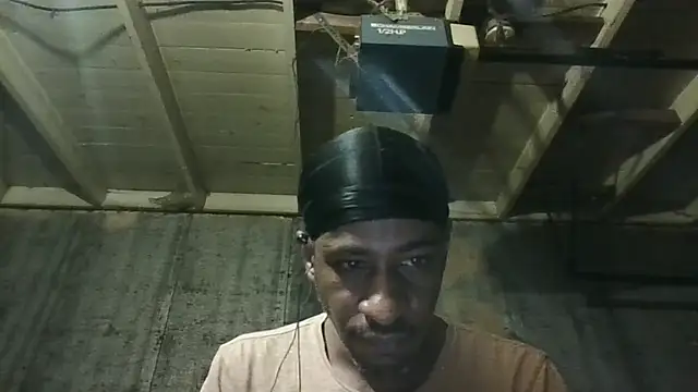 Snapshot of Leo99842 chatting on July 16, 2:50 am Leo99842 online show from July 16, 2:50 am