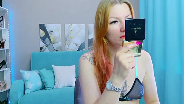Redhead Vixen   online show from July 3, 1:12 am