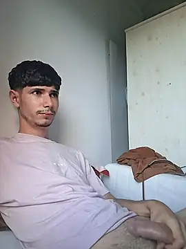 BigAlexxx1 online show from July 13, 5:27 pm