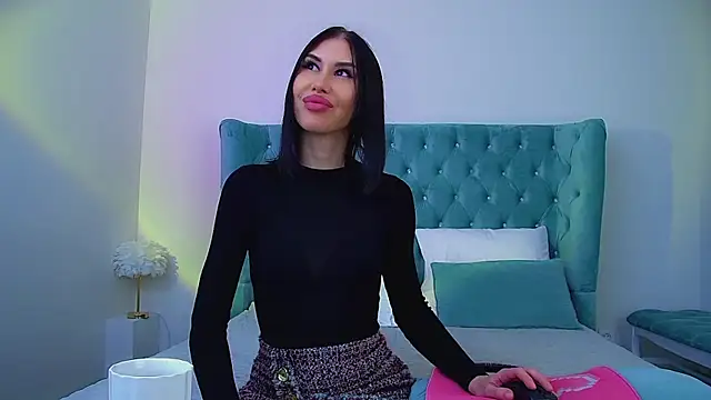 KaylaMous online show from June 17, 6:27 am