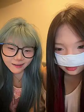 Snapshot of QIQI-QIQI-01 chatting on August 8, 11:56 am QIQI-QIQI-01 online show from August 8, 11:56 am