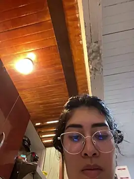 Snapshot of ivy_baley chatting on June 20, 4:54 pm ivy baley online show from June 20, 4:54 pm