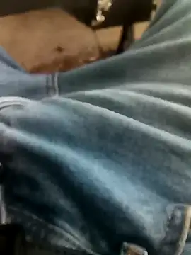 Snapshot of Singlemaleforcouples chatting on December 18, 9:14 am Singlemaleforcouples online show from December 18, 9:14 am