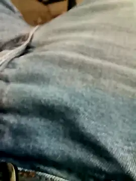 Snapshot of Singlemaleforcouples chatting on January 12, 11:50 am Singlemaleforcouples online show from January 12, 11:50 am