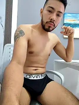 Snapshot of Zebas_hot chatting on July 28, 2:24 pm Zebas hot online show from July 28, 2:24 pm