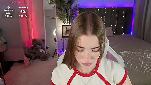 Snapshot of Milla_Way chatting on July 15, 2:22 pm Milla Way online show from July 15, 2:22 pm