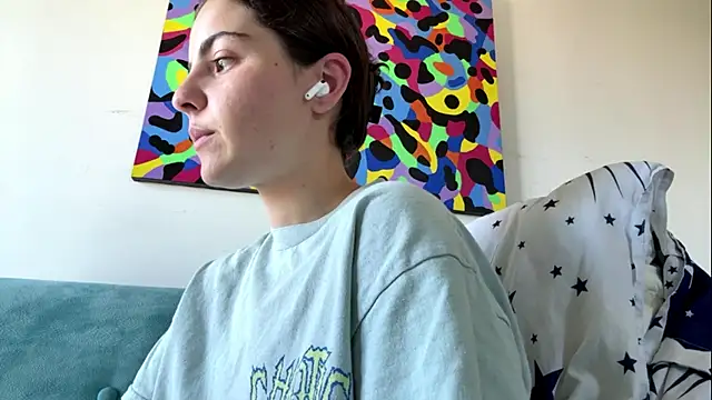 MarisaKomar online show from June 13, 7:17 am