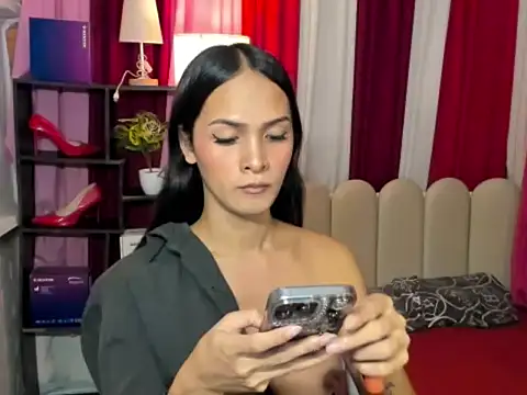 XxBeautyxX online show from June 13, 7:06 am