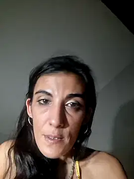 safadinha215 online show from June 20, 7:55 am
