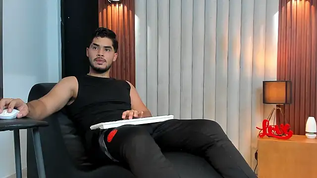 luciano vitale online show from July 16, 6:36 pm