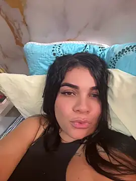 Siri Luxx online show from June 18, 6:01 pm