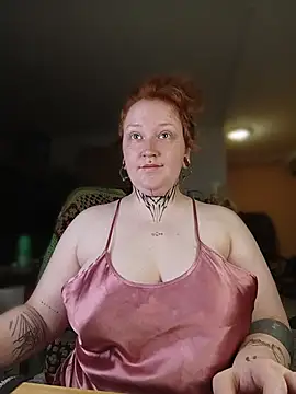 Snapshot of CURVYSAKURA chatting on June 22, 10:18 pm CURVYSAKURA online show from June 22, 10:18 pm