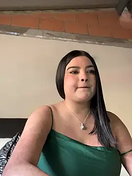 Snapshot of AliceSL chatting on June 4, 2:12 pm AliceSL online show from June 4, 2:12 pm