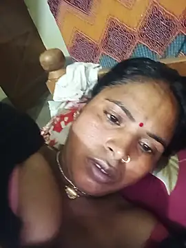 KRITIKA01990 online show from July 17, 8:57 pm