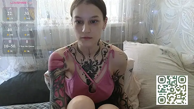 Snapshot of Little_skinnyDevil chatting on June 29, 12:06 am Little skinnyDevil online show from June 29, 12:06 am