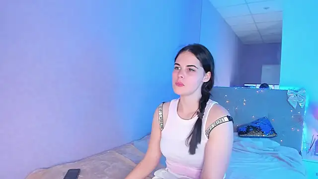 JennaMiu online show from July 16, 5:24 am