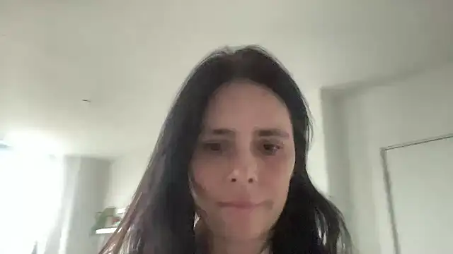 JadeLucy online show from June 20, 6:27 am