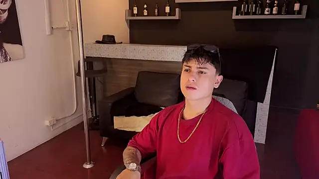 angel still  online show from July 9, 3:32 am