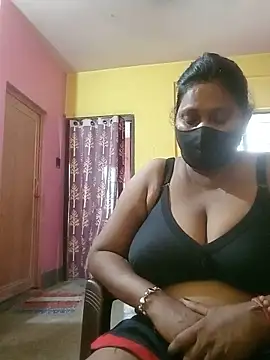 Snapshot of Sampa-hot-boudi chatting on June 22, 6:10 am Sampa-hot-boudi online show from June 22, 6:10 am