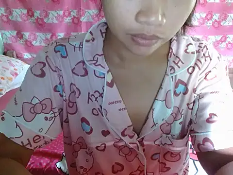 Snapshot of Itsme_Foxy_Shantale chatting on June 20, 12:03 am Itsme Foxy Shantale online show from June 20, 12:03 am