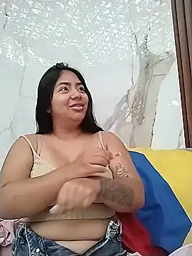 Amber Herrera online show from June 16, 12:30 pm