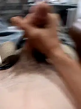 Mstrdstrctn7 online show from October 26, 7:42 pm