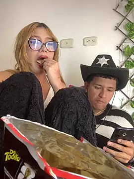 Snapshot of zury_cute1 chatting on June 5, 8:03 pm zury cute1 online show from June 5, 8:03 pm