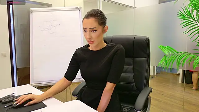 BabesGoWild online show from March 5, 8:21 am