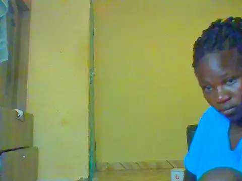 Snapshot of candycrusha chatting on July 12, 7:21 am candycrusha online show from July 12, 7:21 am