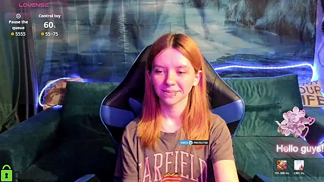 CarolInWonderland online show from July 8, 7:24 am