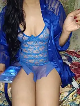 Maya Glamour online show from June 14, 9:44 am