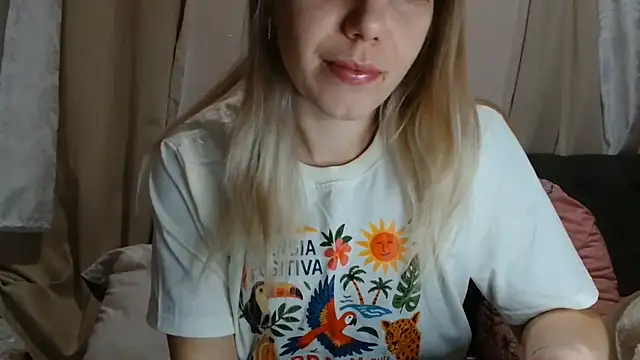 Snapshot of Alana_sc chatting on July 15, 6:13 pm Alana sc online show from July 15, 6:13 pm