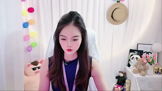 Ella-008 online show from June 11, 5:05 am