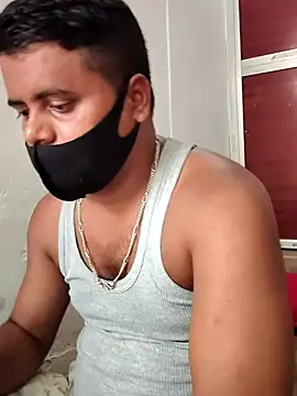 Snapshot of Lusty_mussty chatting on July 1, 7:54 am Lusty mussty online show from July 1, 7:54 am