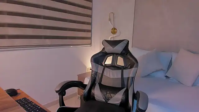 cami greedy online show from June 17, 2:25 am