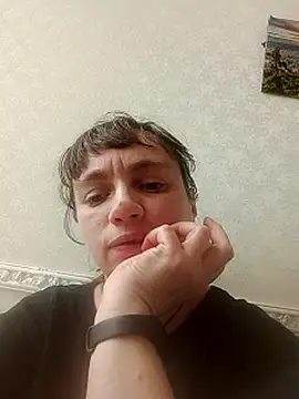 Snapshot of AnitaLove077 chatting on June 17, 10:06 am AnitaLove077 online show from June 17, 10:06 am