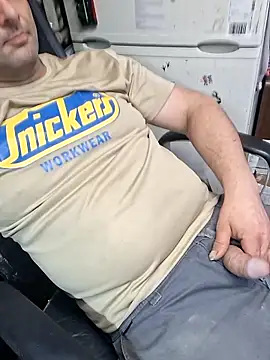 Honibrkspekburt online show from June 7, 1:32 am
