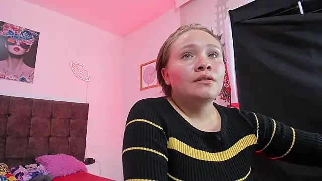 Snapshot of zafira_and_zireya chatting on June 11, 7:12 pm zafira and zireya online show from June 11, 7:12 pm