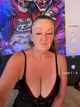 MumGabriela online show from July 25, 10:46 am
