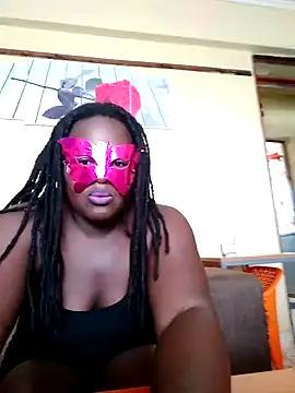 Snapshot of SexyTashar chatting on June 8, 9:31 am SexyTashar online show from June 8, 9:31 am